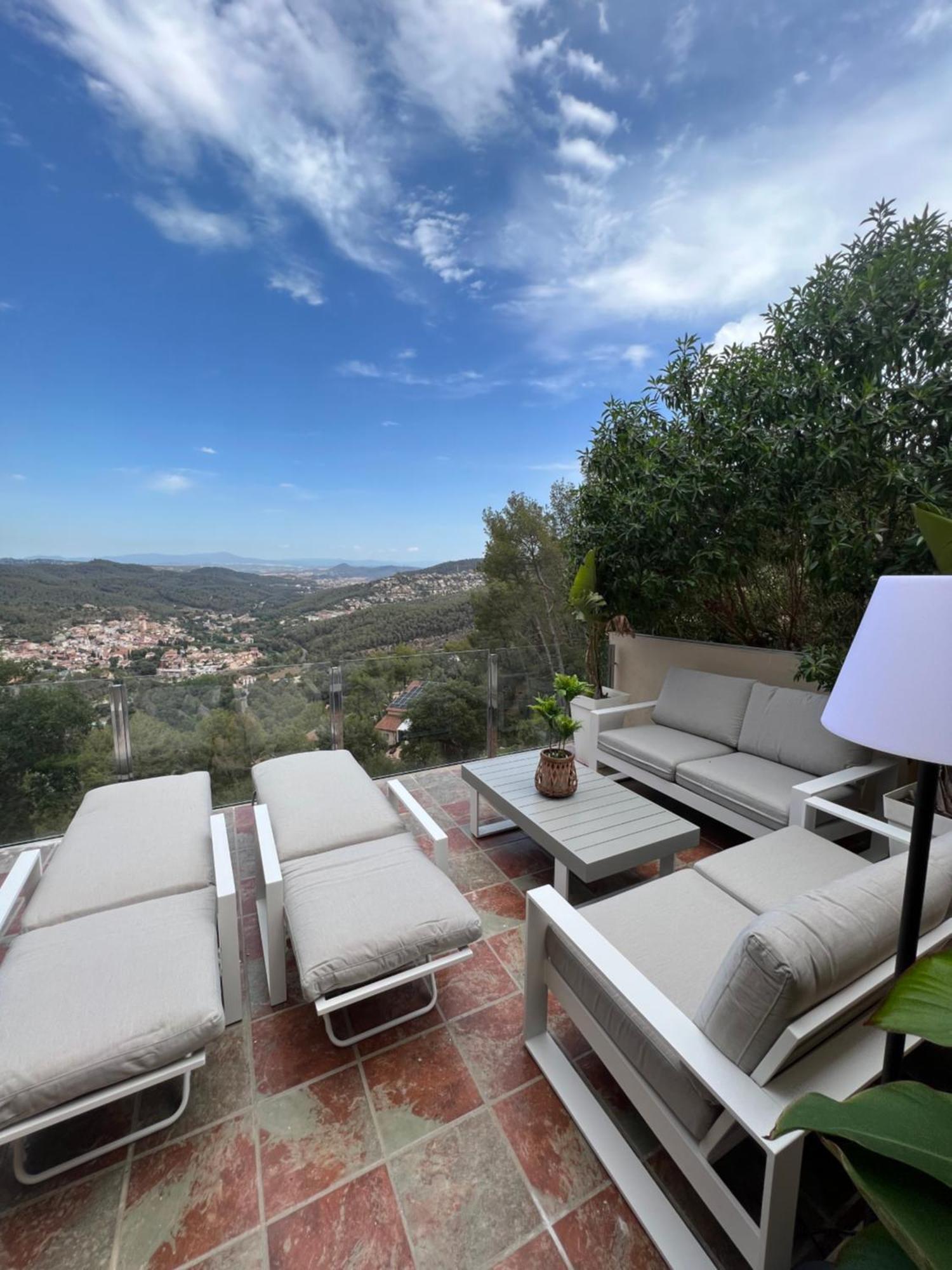 Petit Mirador Hotel Torrelles De Llobregat Екстериор снимка